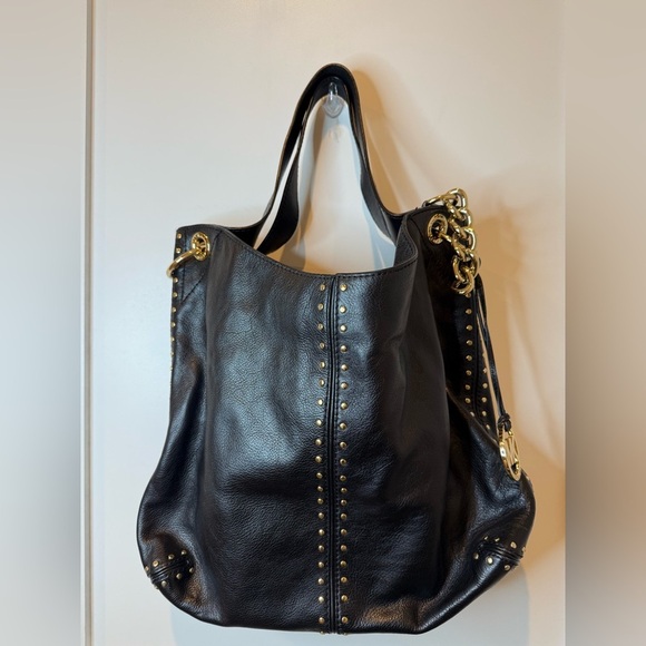 Michael Kors Uptown Astor Black Gold Studded Leather Carryall Large Tote Bag - Picture 5 of 9